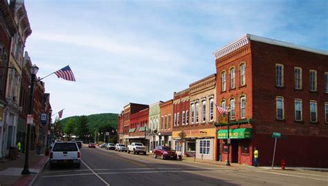 Deerfield, WI Downtown Revitalization - Redevelopment Resources