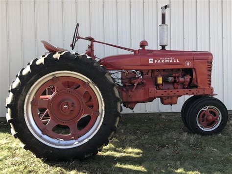 Farmall H | Live and Online Auctions on HiBid.com