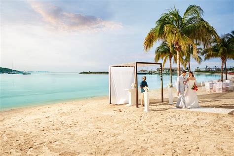 Palace Resorts Destination Weddings - Enchanted Honeymoons