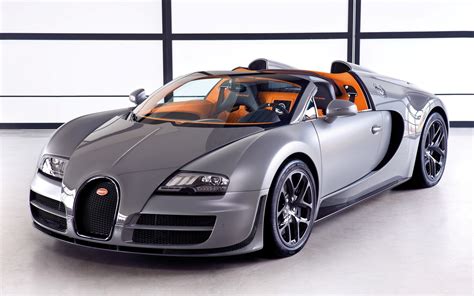 Silver Mercedes-Benz sedan, Bugatti Veyron 16.4 Grand Sport Vitesse ...