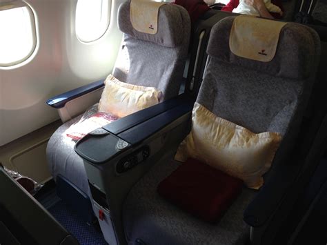 Review: Air China A330 Business Class from Taipei to Beijing - Live and ...