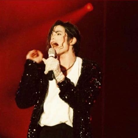 Stream Michael Jackson — Billie Jean (Live in Leipzig, August 3rd, 1997 ...