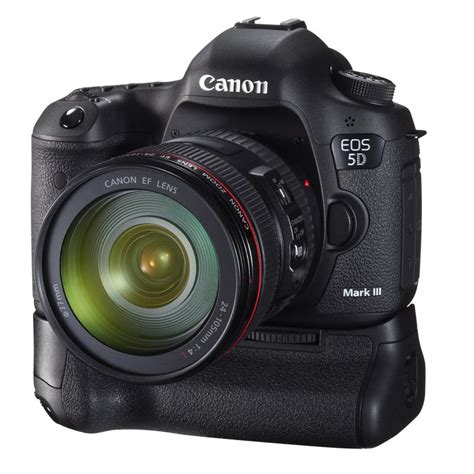 Canon EOS 5D Mark III - What Digital Camera reviews the EOS 5D MkII DSLR