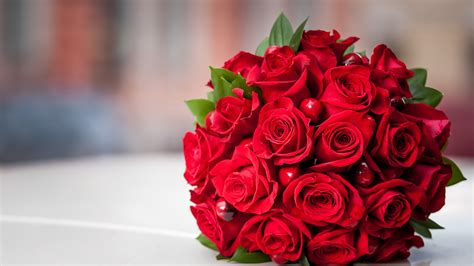 Bouquet Red Roses Flowers Blur Background HD Flowers Wallpapers | HD ...