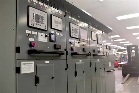 A Guide to Custom Electrical Switchgear: Design, Function and Benefits ...