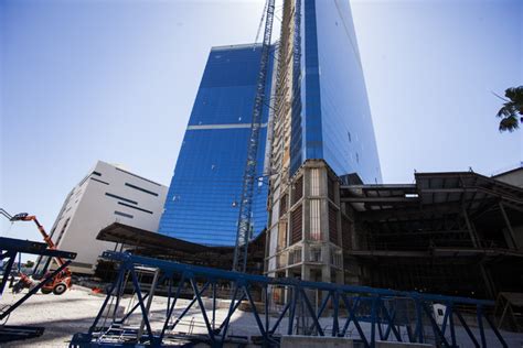 Removal of Fontainebleau’s construction crane signals doom for ill ...