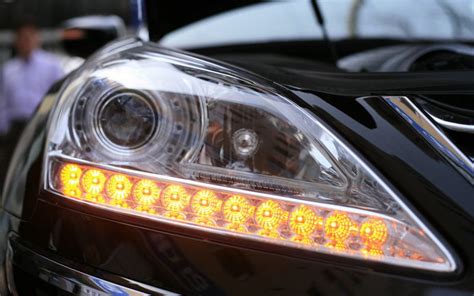 WORLD ACTION NEWS: BMW to Make Laser Headlights Twice as Efficient as ...