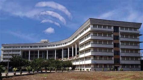 Top 10 Best Engineering Colleges In Mumbai With Latest Ranking