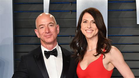 The Home Jeff Bezos’s Ex-Wife Mackenzie Scott Donated to Charity Sells ...