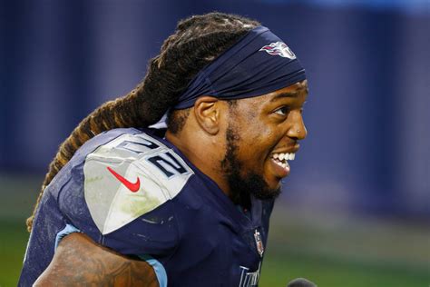 Derrick Henry Hair: NFL Star Has Grown It Out Since Elementary School ...