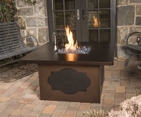 10 Best Gas Fire Pit Tables for your Backyard - Modern Blaze