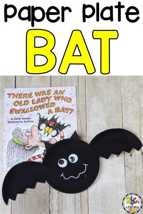 Paper Plate Bat Craft: Book-Inpsired Craft for KIds