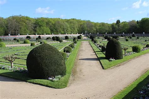 Chateau de Chenonceau gardens; a stunning chateau surrounded by ...