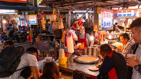 Visit Ningxia Night Market in Datong | Expedia