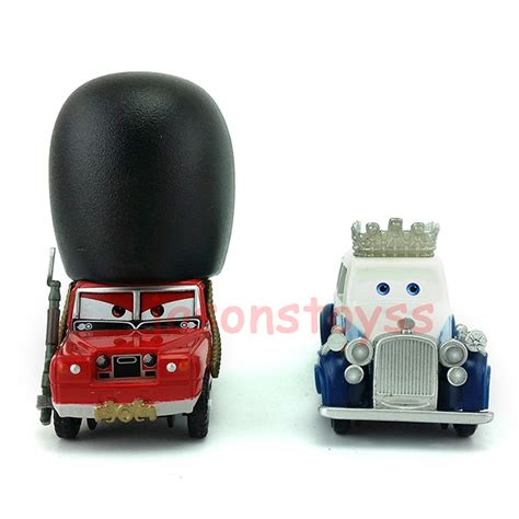 Mattel Disney Pixar Cars 2 The queen & Sgt Highgear London Guard ...