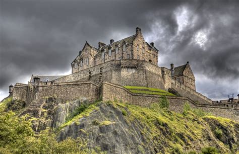 Edinburgh Castle, A historic Fortress In Scotland - Found The World