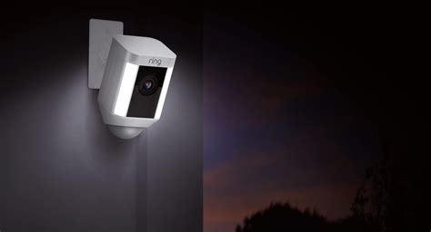 Ring's Spotlight Camera + Solar Panel keeps an eye on your home day and ...