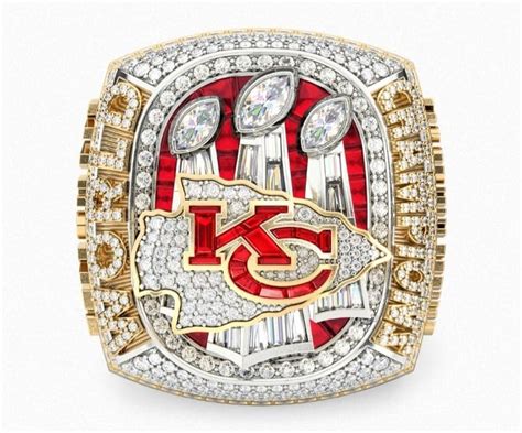 Patrick Mahomes, Travis Kelce sport new Super Bowl rings, revealing the ...