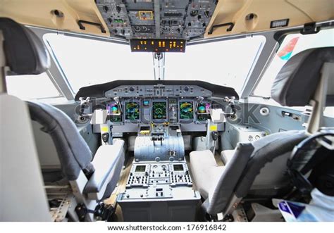 Singapore February 12 Cockpit Bombardier Q400 Stock Photo (Edit Now ...