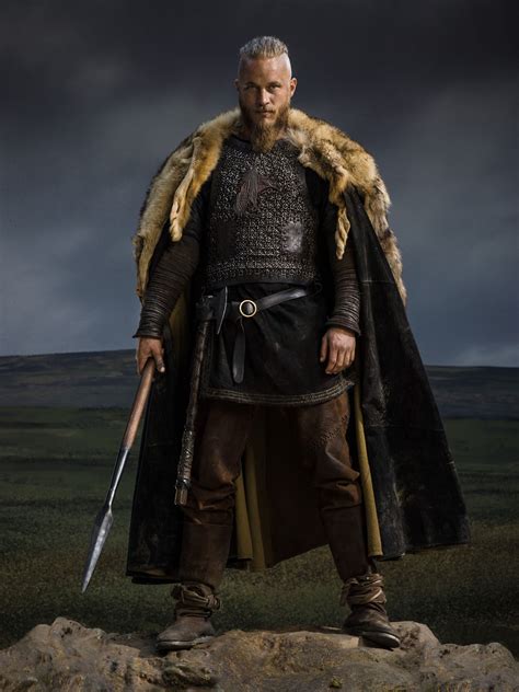 Vikings Season 2 Ragnar Lothbrok official picture - Vikings (TV Series ...