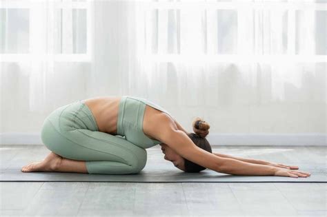 The Top 5 Yoga Poses for Lumbar Spondylosis Pain Relief | Lumbar ...