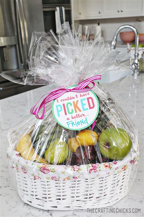 Fruit Basket Gift Idea with Free Printable Tag - The Crafting Chicks