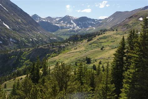 Breckenridge Beginner Hiking Trails - Summit Express