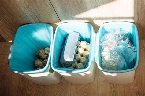 How to Clean a Dirty Trash Can (and Keep It From Smelling) | LoveToKnow