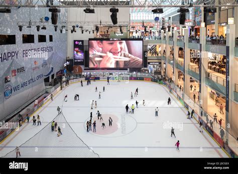 The Ice Rink in the Dubai Mall, Dubai Stock Photo - Alamy