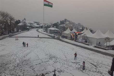 Photos: Shimla gets season's first snowfall - The Statesman