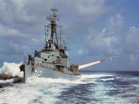 Gearing class Destroyer, USS Gyatt (DD-712/DDG-712/DDG-1) (1956) - The ...