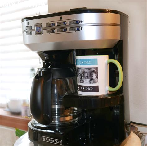 Two coffemakers in one: BLACK + DECKER Café Select Dual Brew ...