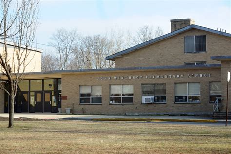 District wants to renovate three schools - Connecticut Post