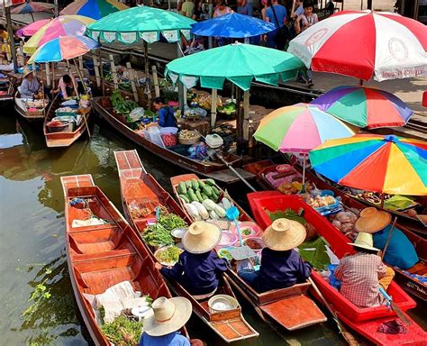 8 Must-Visit Floating Markets In Bangkok (2023)