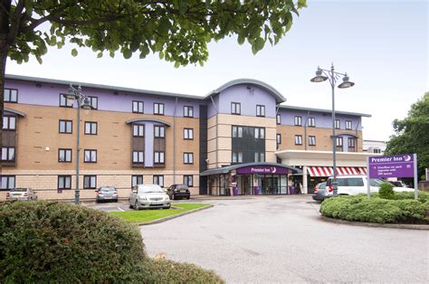 Premier Inn Leeds City Centre (Wellington Street) Hotel - Hotels in ...