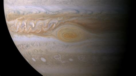 Jupiter’s Great Red Spot – Just a Sunburn?