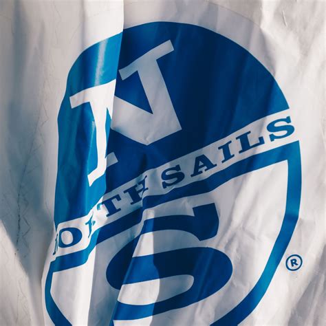 Custom Sails | Discover Versatile Sail Types at North Sails | North ...