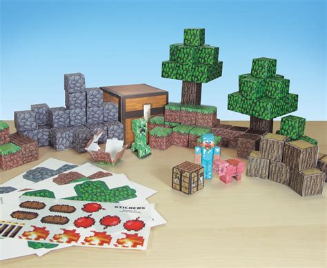 JazWares shows off latest range of Minecraft papercraft