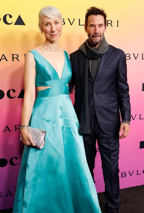 Keanu Reeves, Girlfriend Alexandra Grant Kiss at MOCA Gala Red Carpet ...