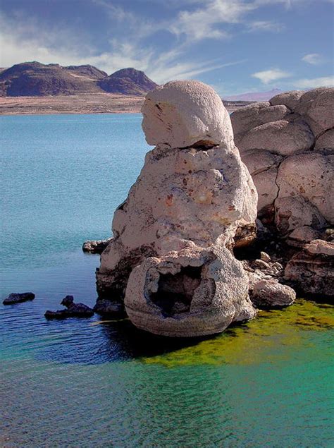 Margy's Musings: Pyramid Lake, Nevada