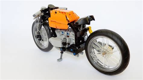 Lego Technic BMW Motorcycle (MOC - 4K) https://www.flickr.com/photos ...