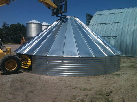 How to Build a Grain Bin--Roof, Peak Ring, Lid, Safety Ring, and Roof ...