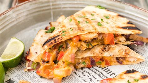 Grilled Chicken Quesadilla - Amanda's Cookin' - On the Grill