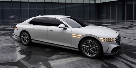 2023 Genesis G90 Revealed Looking Like a True Flagship Sedan