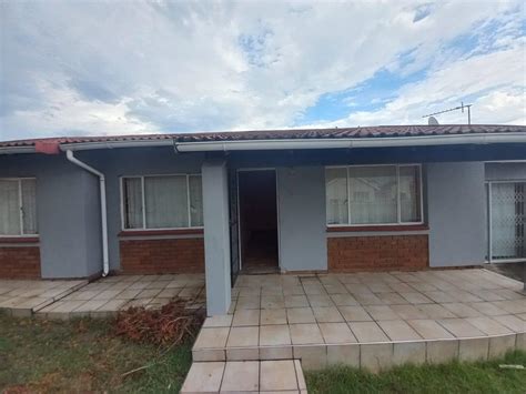 Property and houses to rent in Bhisho, Eastern Cape : Bhisho, Eastern ...