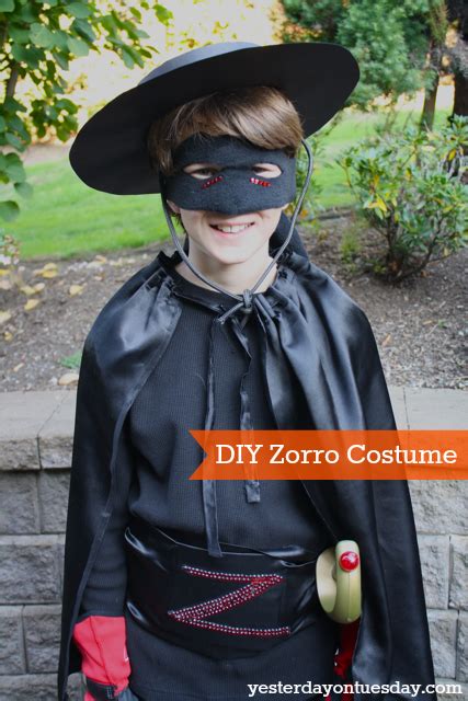 DIY Zorro Costume | Yesterday On Tuesday