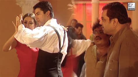 Unseen Video From The Sets Of Awara Paagal Deewana - Bollywood Flashback