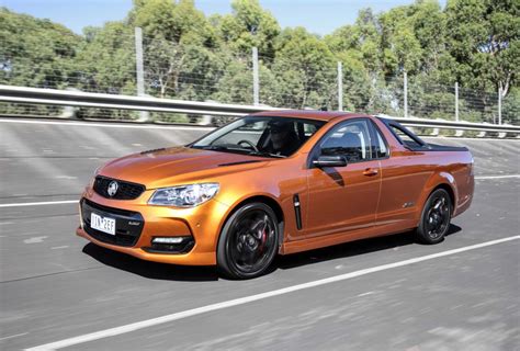 Holden Commodore SS-V Redline ute (2017, VFII, Australia) photos ...