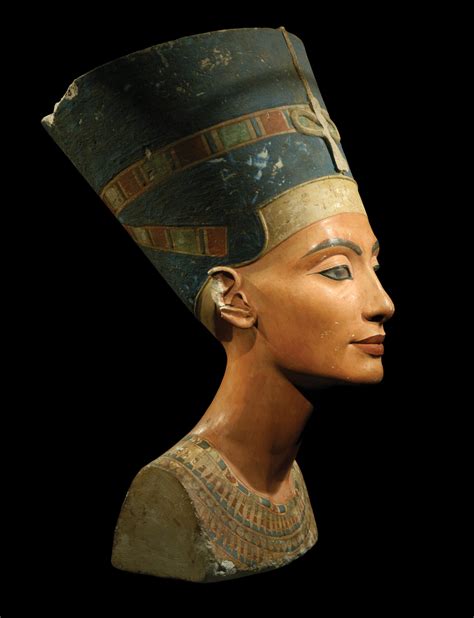 Nefertiti – The Past