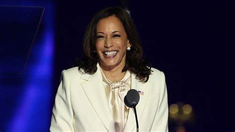 15 Fakta Kamala Harris, Wakil Presiden Wanita Amerika Keturunan Afrika ...